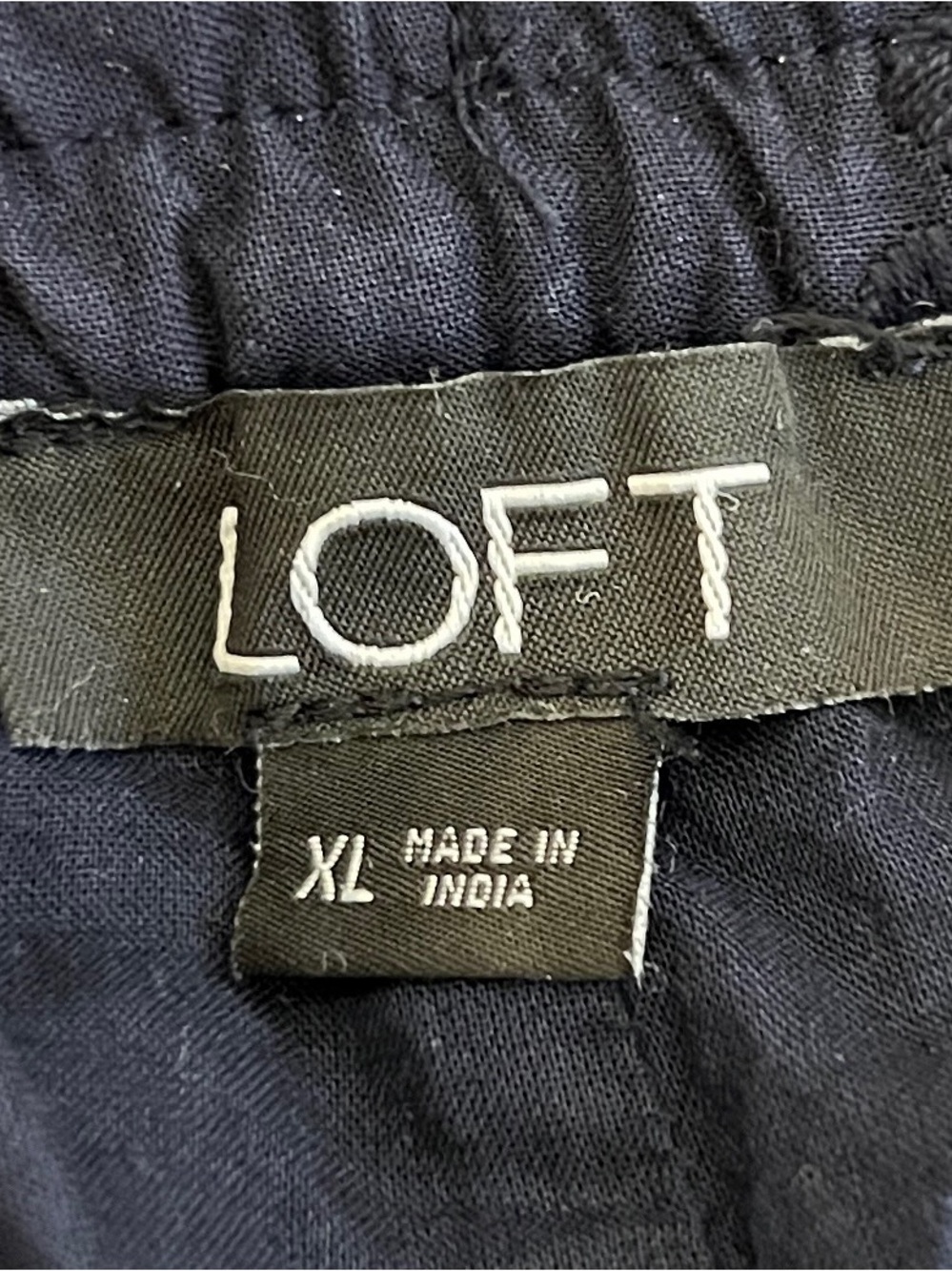 LOFT Women’s Navy Blue 100% Cotton Laser Cut Detail Elastic Waist Shorts Size XL - Picture 3 of 4